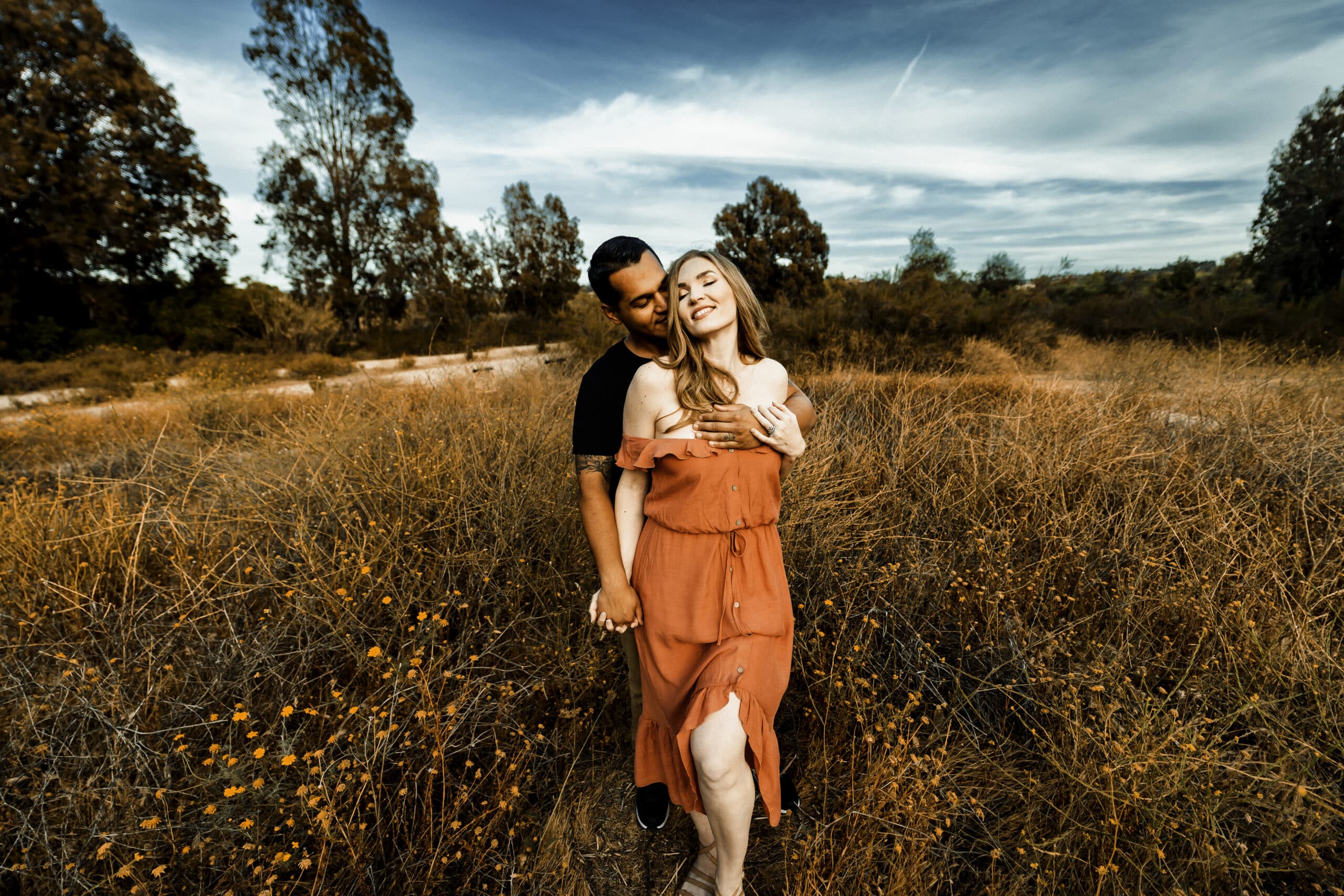 25 Unique photo ideas to inspire unforgettable engagement photoshoots.